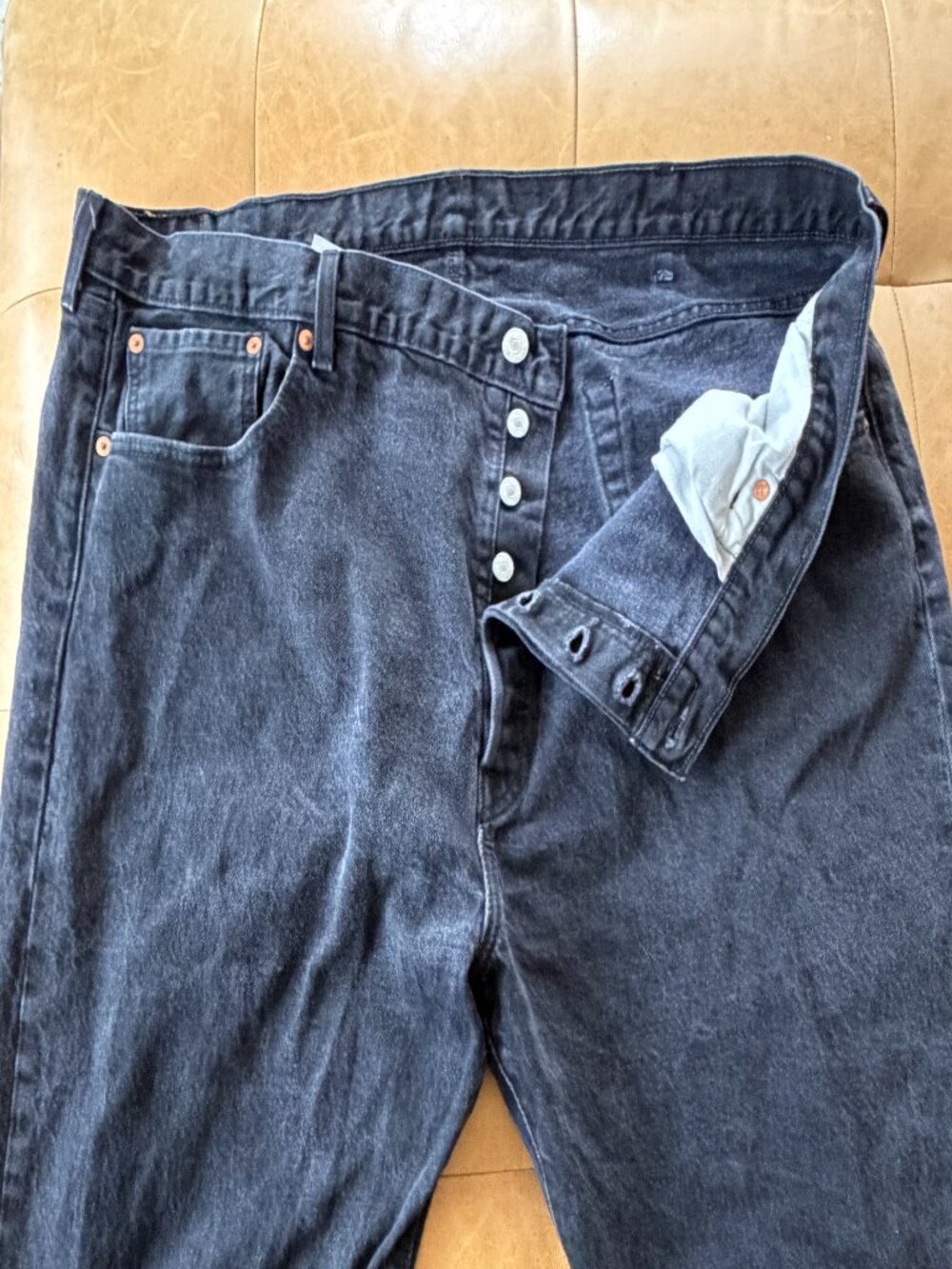 Levi's 501 46x32 Black Straight